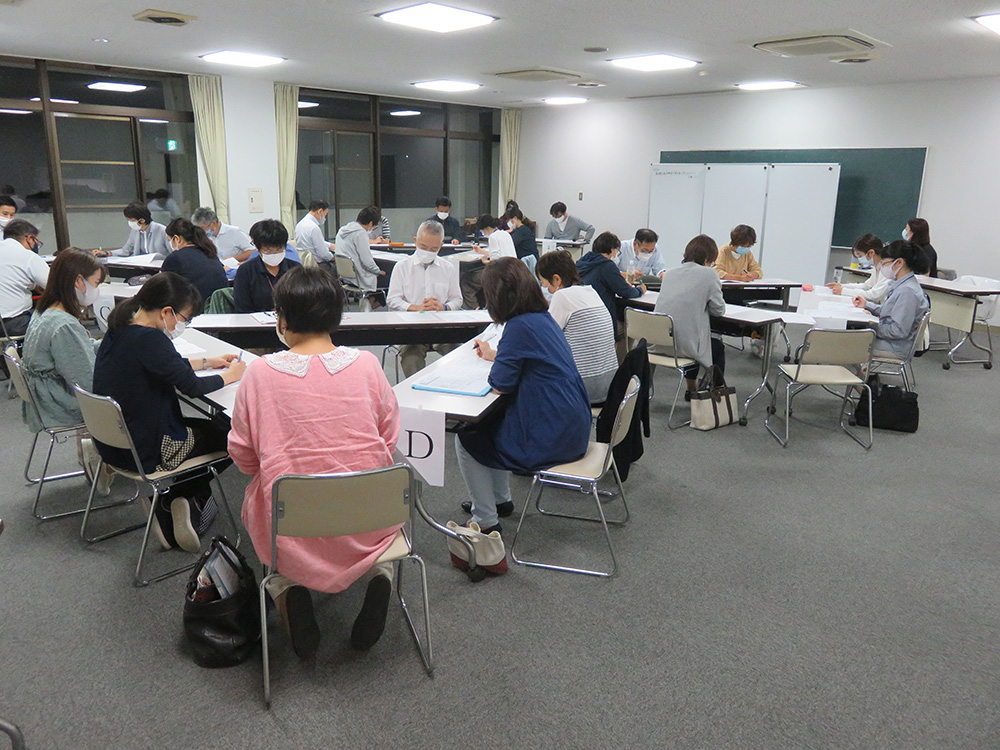 令和2年10月7日「在宅医療・介護等関係者を対象とした事例検討会」開催報告